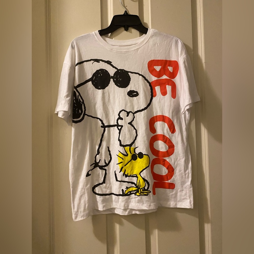 White Snoopy 'Be Cool' T-Shirt size medium
